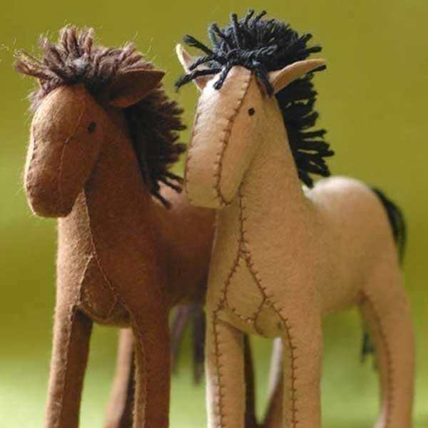 Kits and Patterns from WOOLHALLA Bear Dance Crafts