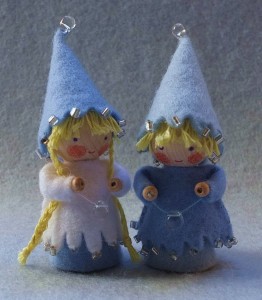 TWO LITTLE WINTER GNOMES KIT PPK418